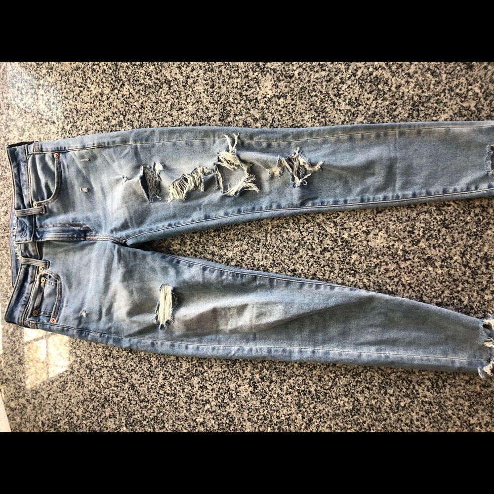 American eagle skinny ripped jeans